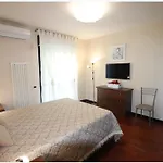 Eden Bed & Breakfast 3*